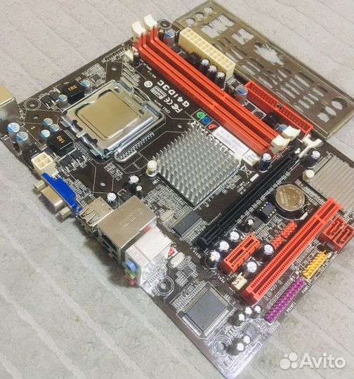 Материнская плата с процессором