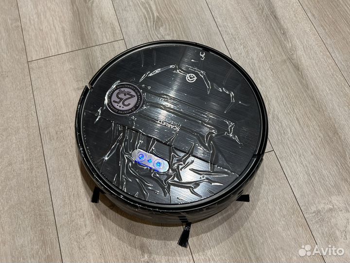 Робот-пылесос Scarlett