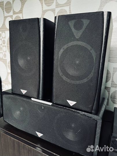 Hi fi система (Yamaha, Vector)