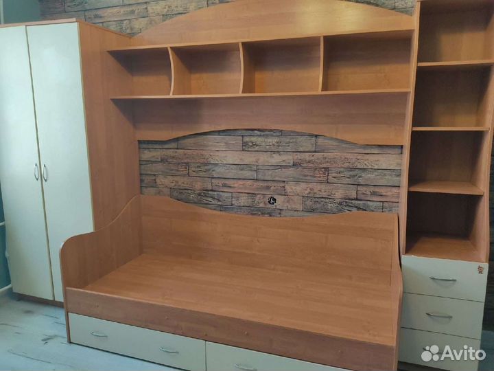 Детский комплект мебели Улыбка