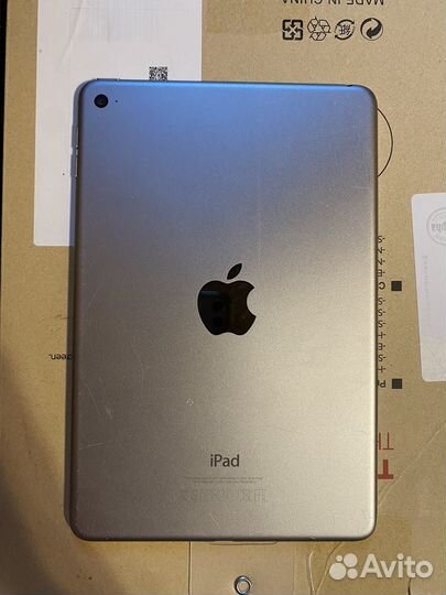 iPad mini 4