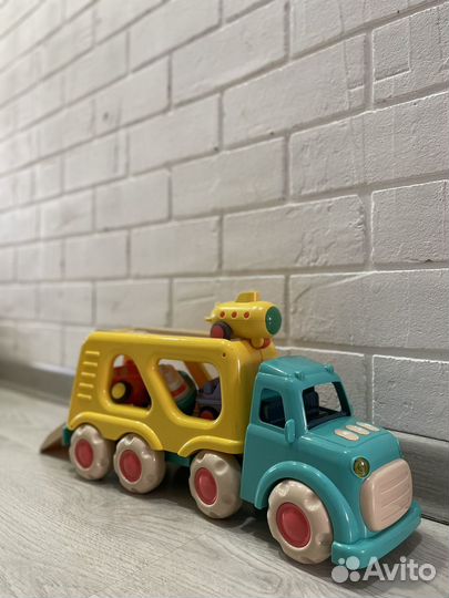 Машинка игрушка