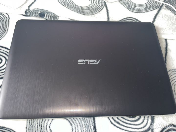 Продам ноутбук asus notebook x540s