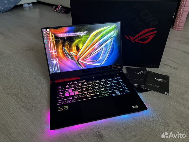 Игровой ноутбук Asus Rog Strix