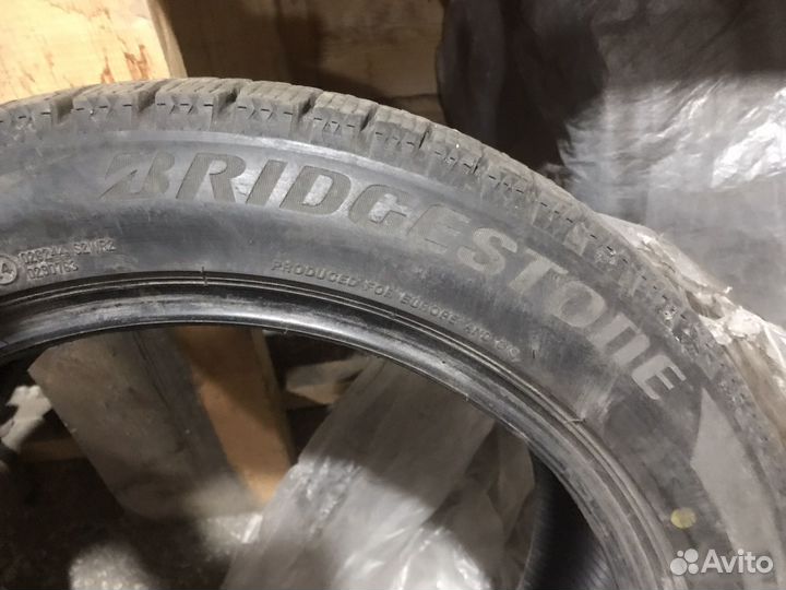 Bridgestone Blizzak Ice 255/45 R18 99