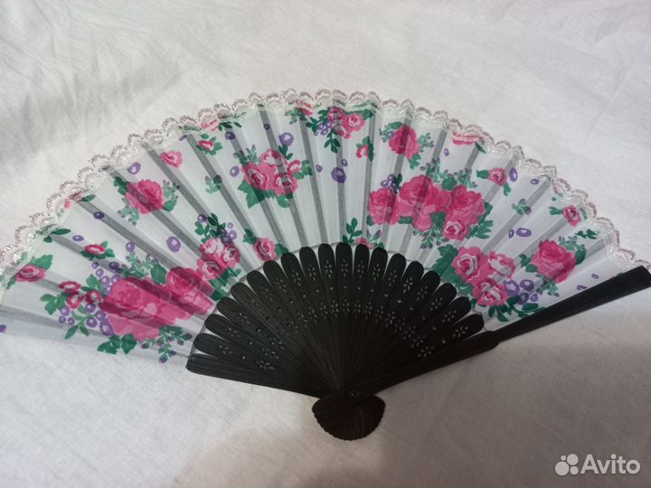 Продам новый веер произ во Япония
