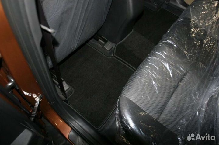 Автомобильные коврики текстильные