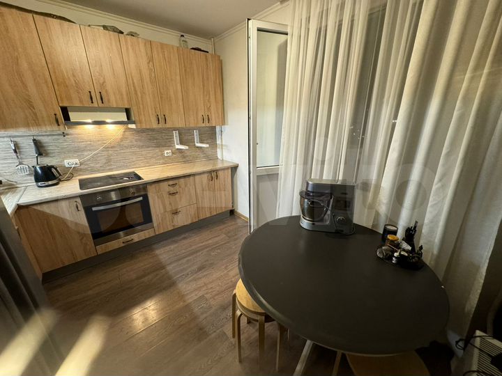 3-к. квартира, 85 м², 19/24 эт.