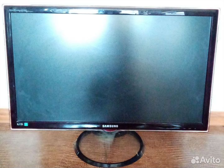 Монитор Samsung 27 дюймов. Проблемы с матрицей