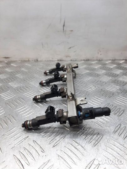 Топливная рампа Opel Astra хэтчбэк 3 дв. 1.4