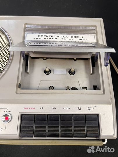 Кассетный магнитофон электроника 302-1