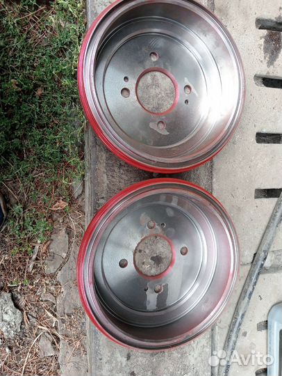 Тормозные барабаны