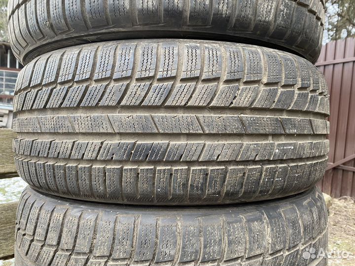 Toyo Snowprox S954 225/45 R19 96W
