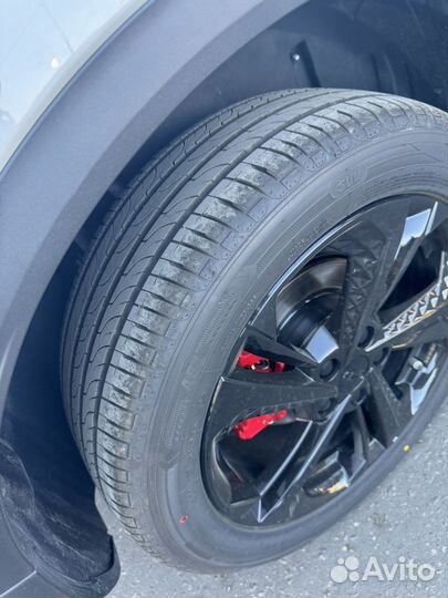 Atlas Batman A51 SUV 215/55 R18