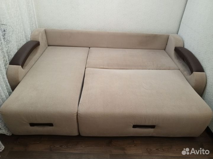 Угловой диван бу