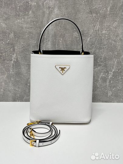 Сумка Prada женская