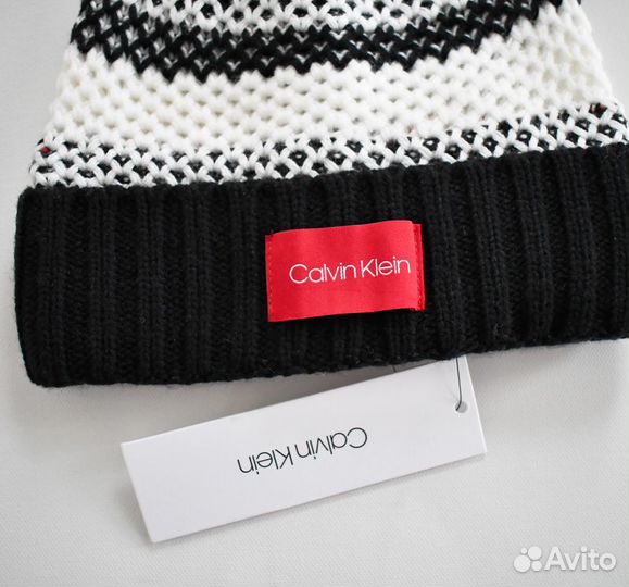 Новая Вязаная Женская шапка Calvin Klein.Оригинал