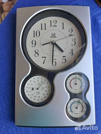 Часы настенные,измерение влажности, температуры