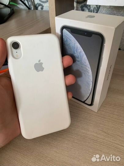 iPhone Xr, 64 ГБ