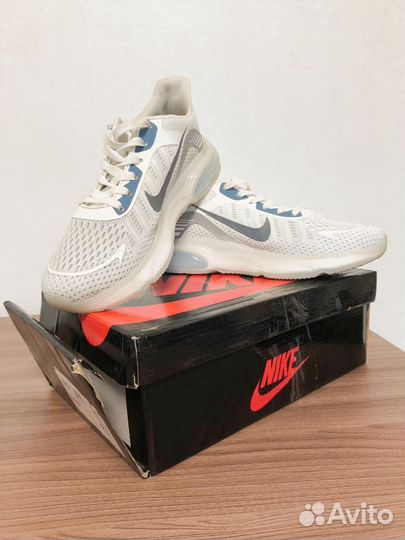 Кроссовки Nike