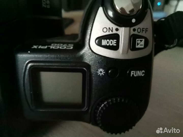 Nikon coolpix 5700