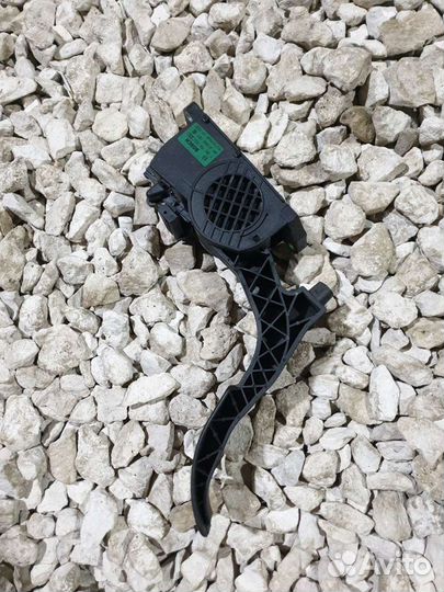 Педаль газа Шкода Фабия 2