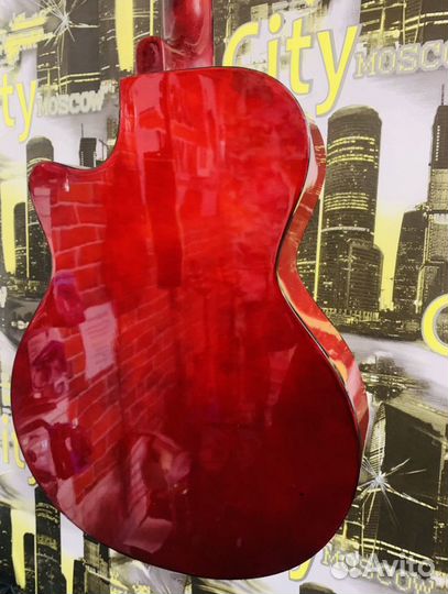 Акустическая гитара