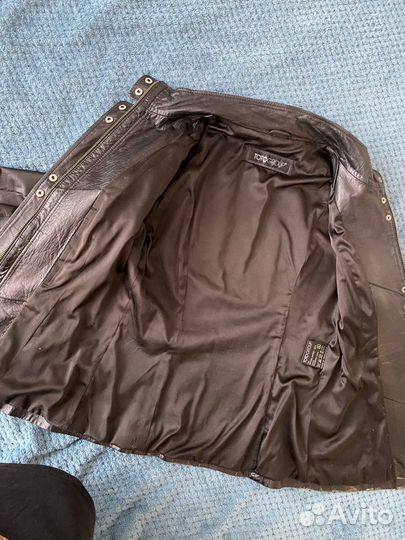 Куртка кожаная женская 40-42 размер
