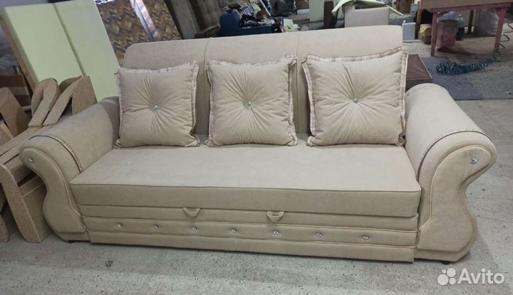 Диван