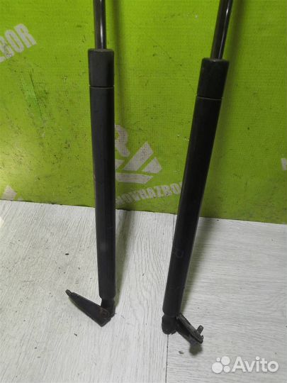 Амортизатор двери багажника Мазда 6