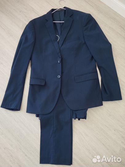 Школьный костюм