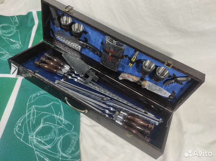 Шашлычный набор в кейсах подарочный шампура