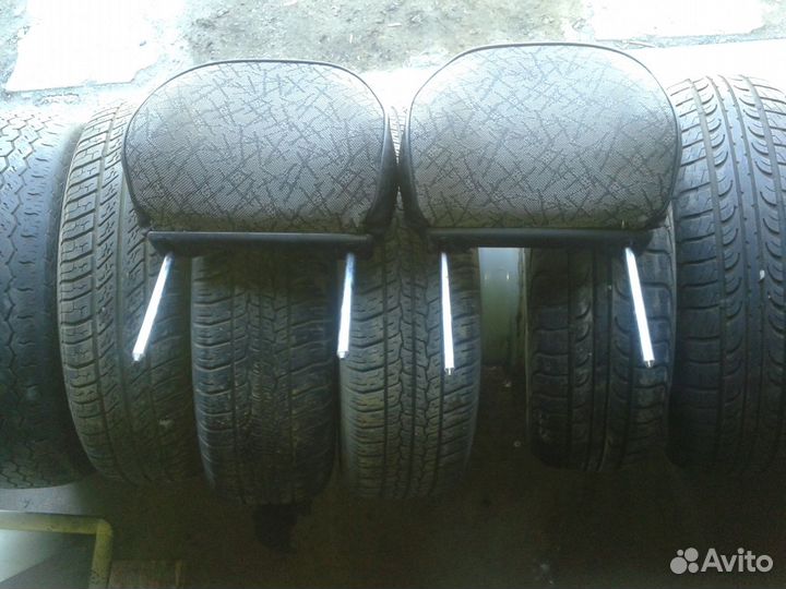 Колпаки подголовники