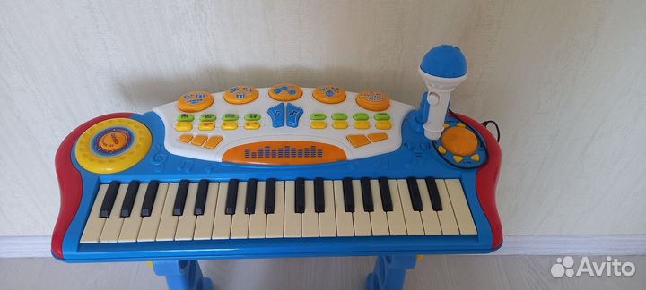 Синтезатор, пианино детское со стульчиком