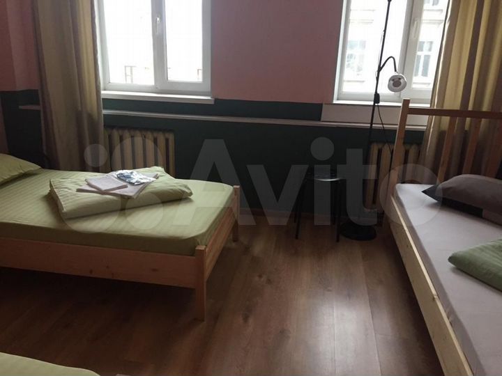 Комната 20 м² в 5-к., 4/4 эт.