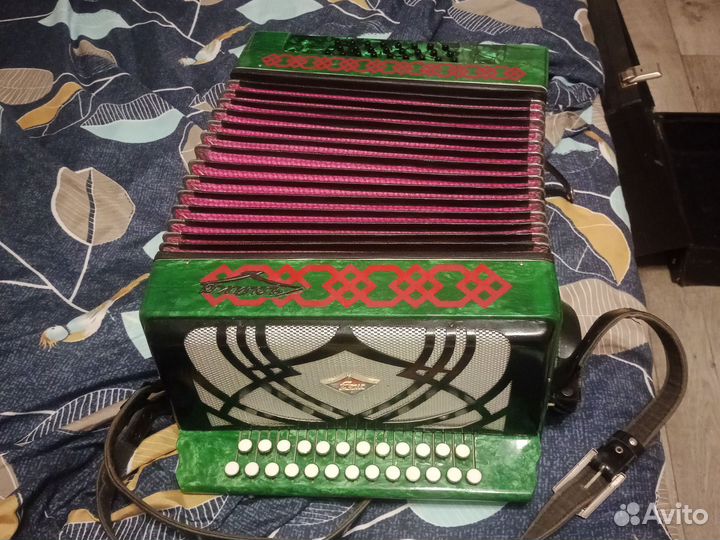 Продажа гармонь чайка