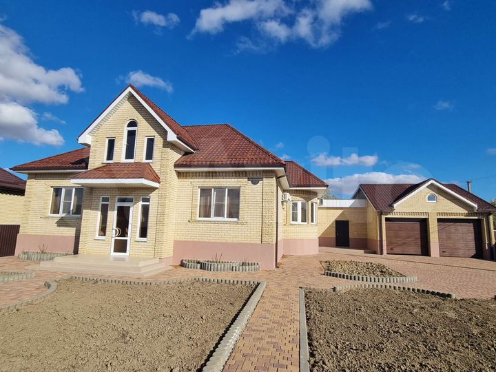 Дом 160 м² на участке 12 сот.