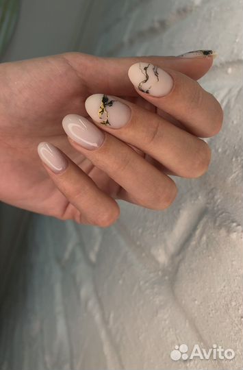 Мастер маникюра