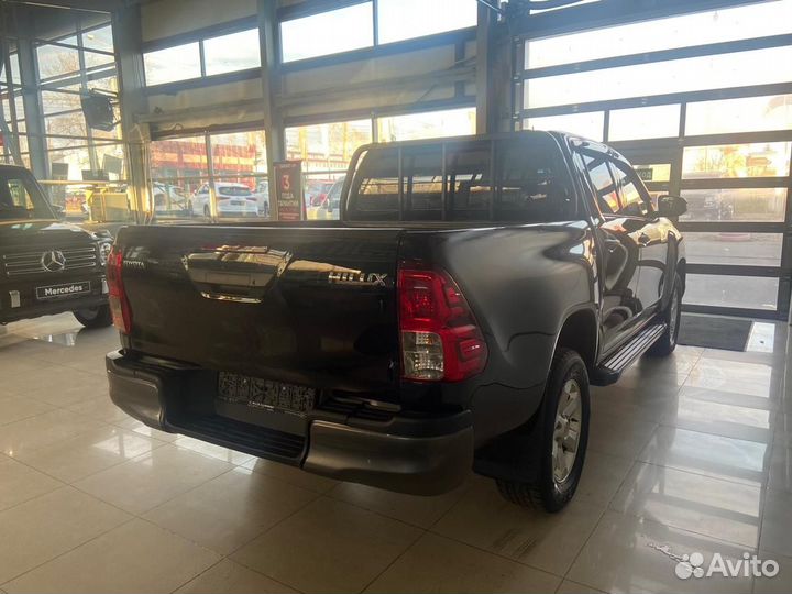 Toyota Hilux 2.7 МТ, 2021, 107 599 км