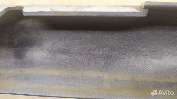 Накладка порога правая Lexus Lx570 J200 2015