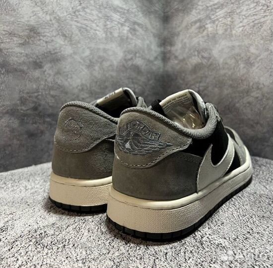 Кроссовки Nike Air jordan low Travis