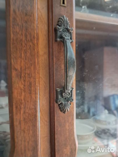 Старинный буфет сервант