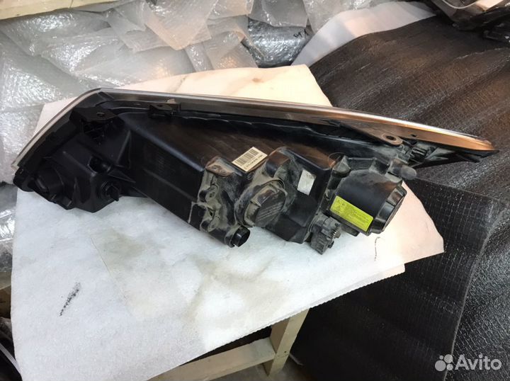 Фара левая и правая Kia Optima 3 xenon дхо