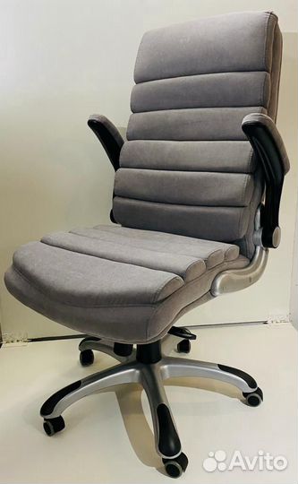 Компьютерное кресло