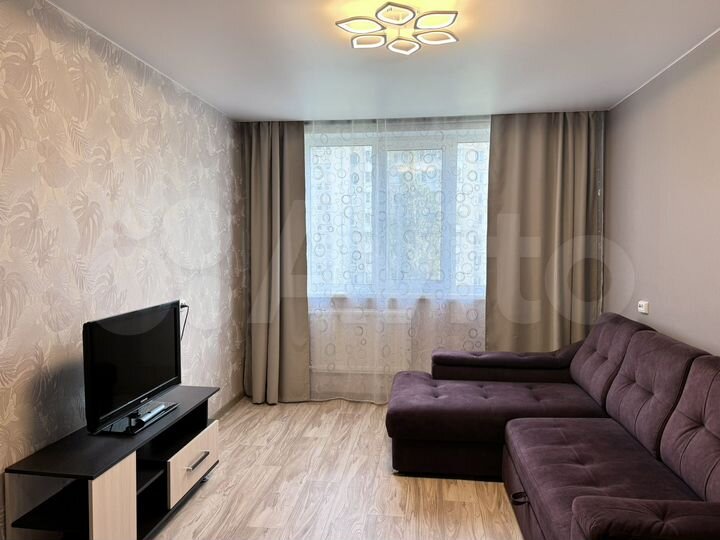 2-к. квартира, 60 м², 4/9 эт.