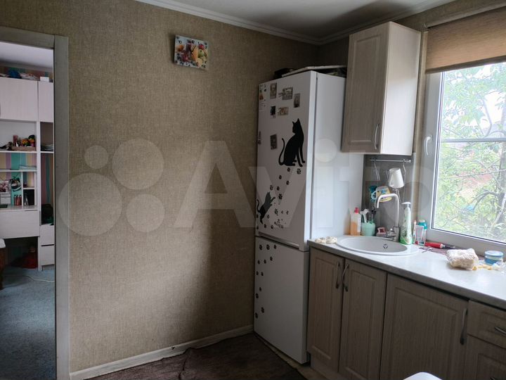 Комната 9 м² в 3-к., 1/1 эт.