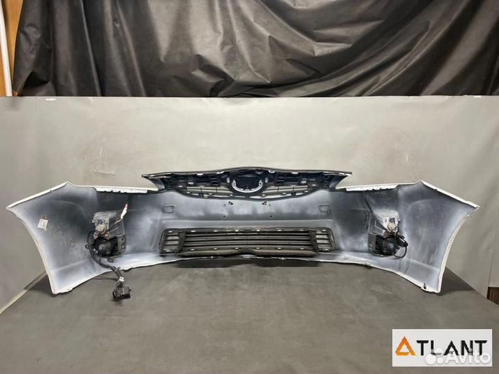 Бампер передний toyota prius