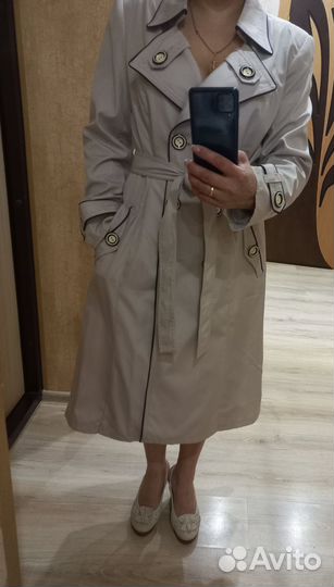 Плащ женский