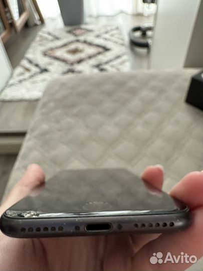 iPhone 8, 256 ГБ