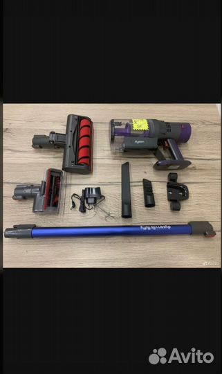 Пылесос Dyson v11s